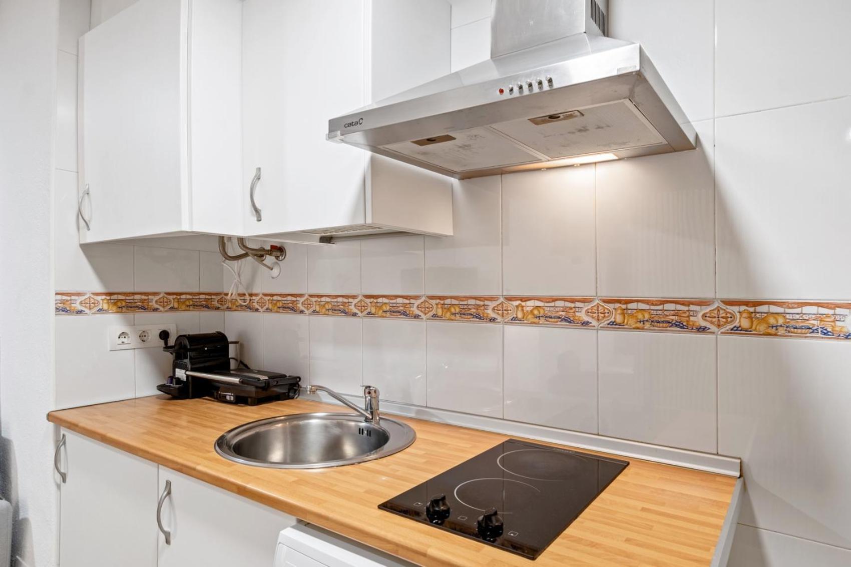 Modern And Comfortable Studio مالقة المظهر الخارجي الصورة