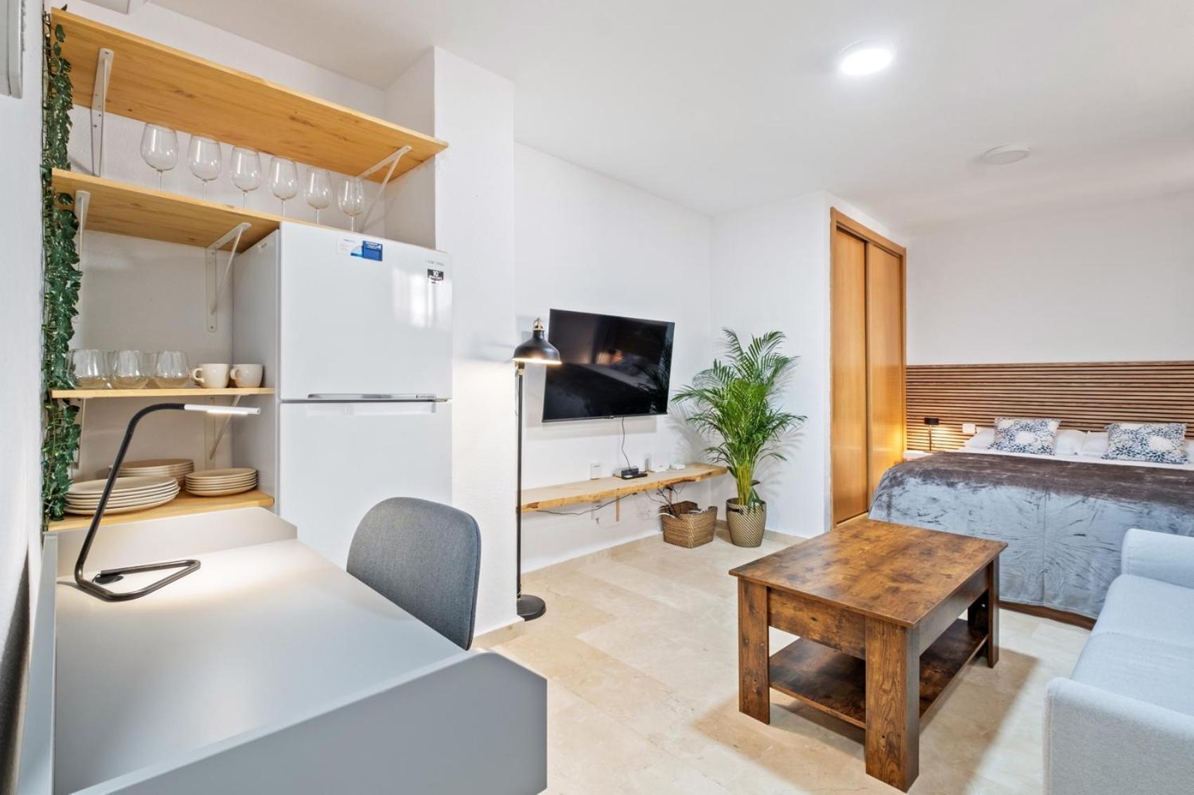 Modern And Comfortable Studio مالقة المظهر الخارجي الصورة